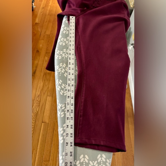 NYDJ Not Your Daughter's  Legging Jeans  Pants-Maroon- Sz 24W-Lift Tuck USA - Picture 8 of 12